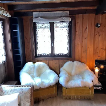 Entire Cozy In St-cergue - 30 Min From Geneva Chalet